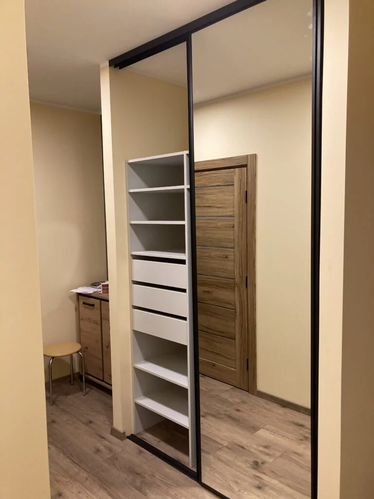 Iebūvējamais skapis