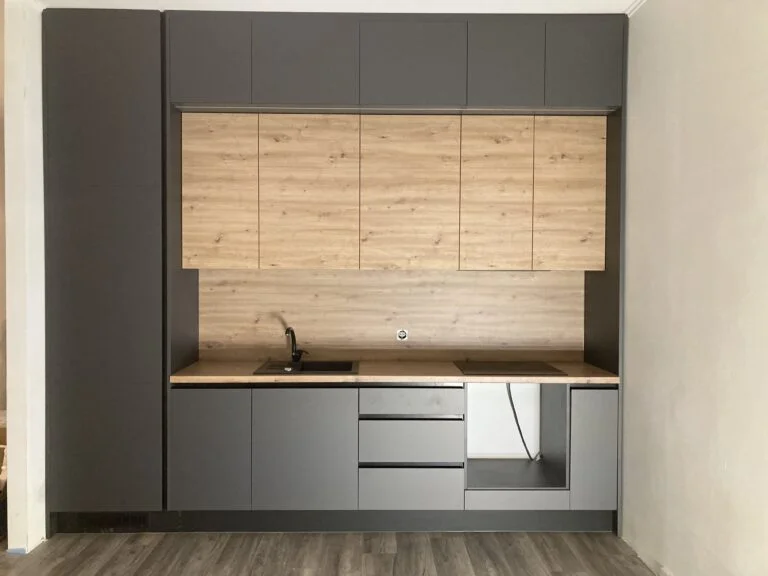 Taisnās formas virtuve