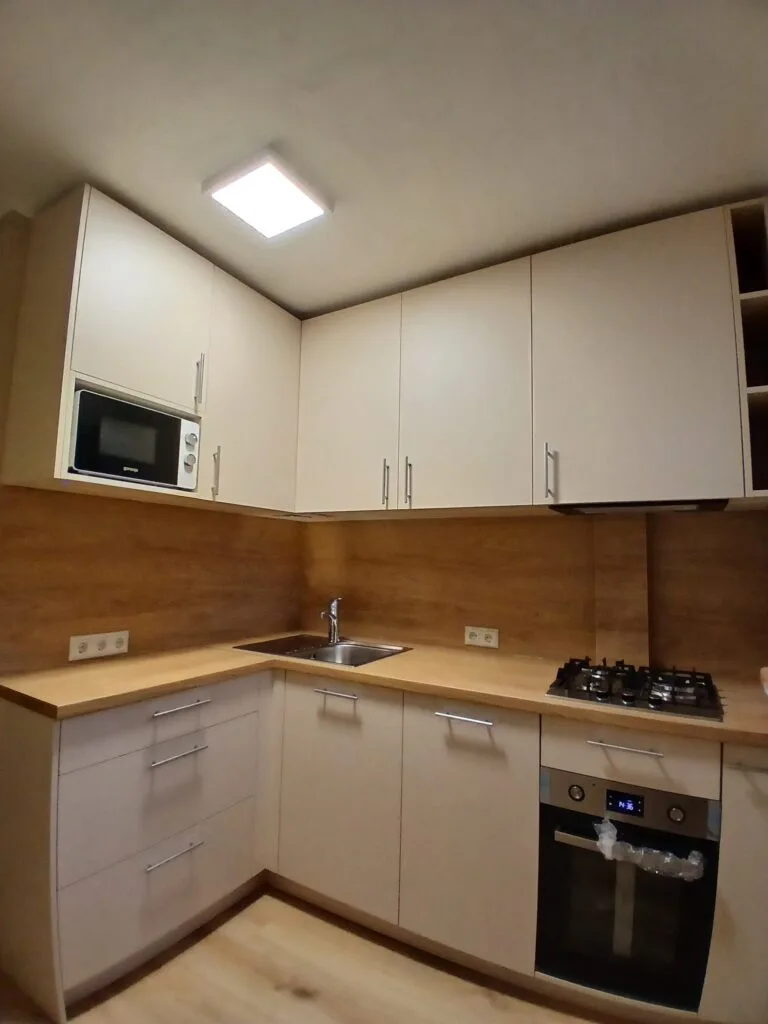 L tipa virtuves iekārta