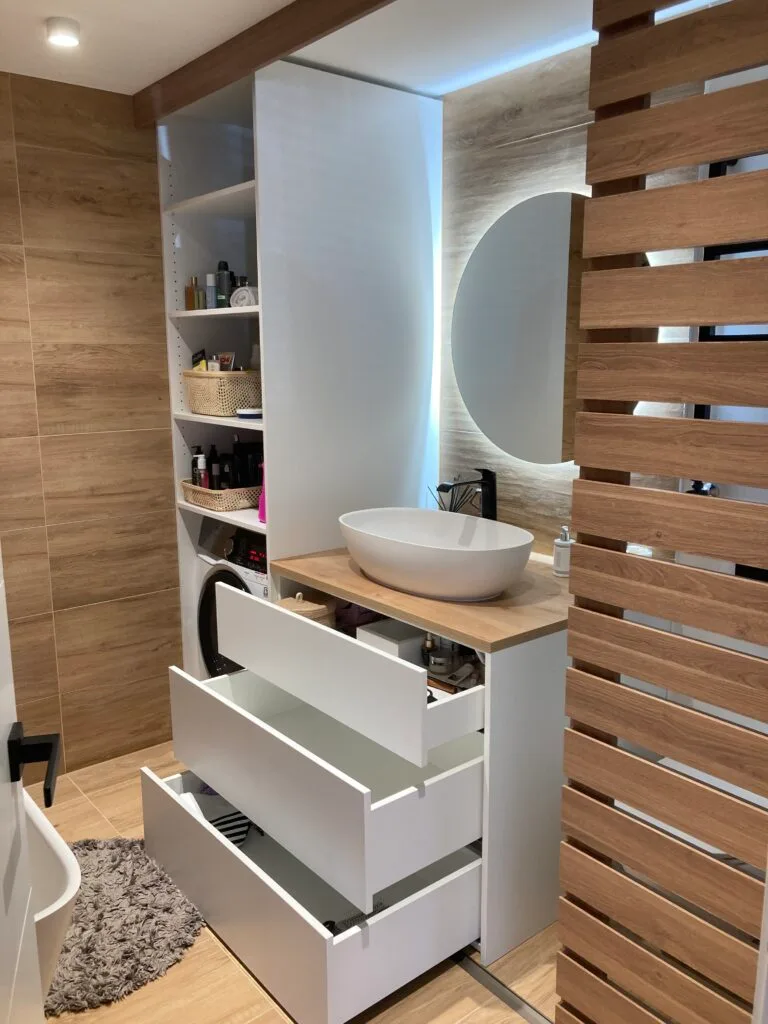 Vannas istabas atvilktnes